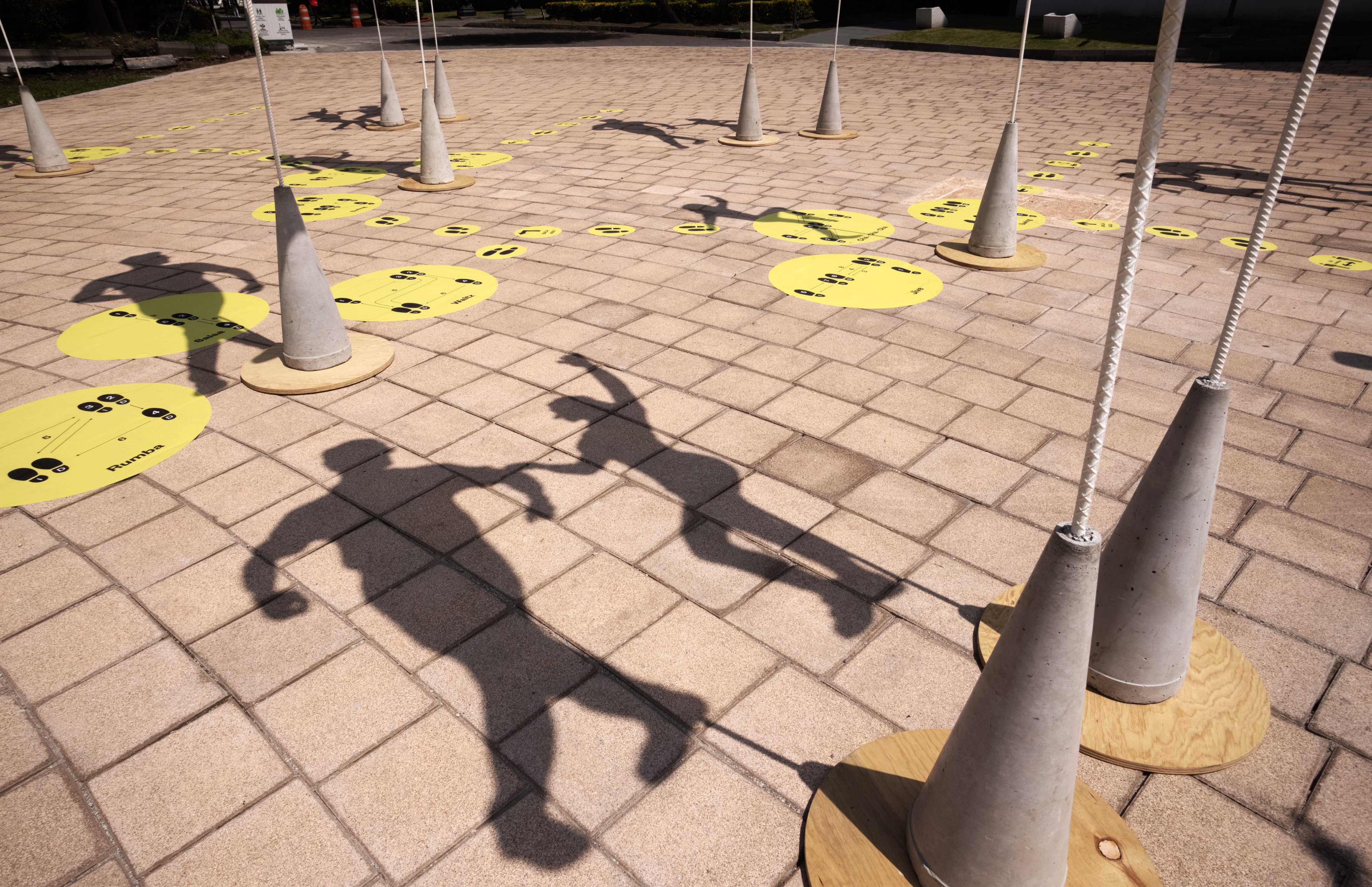 墨西哥城公共广场舞影互动装置丨墨西哥墨西哥城-13