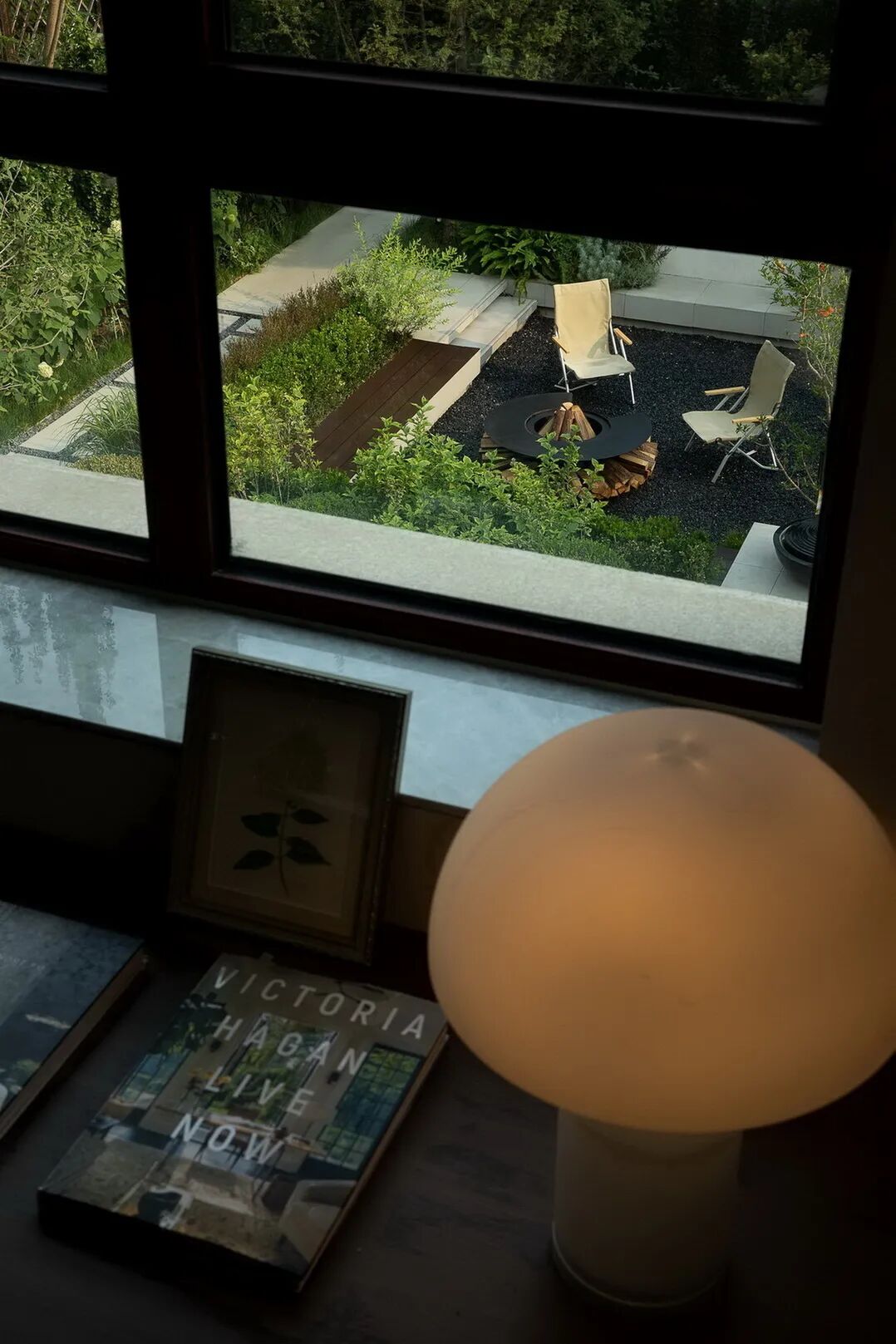 栖于自然与极简之间:一位服装设计师的治愈之家丨中国北京丨尚层装饰-23