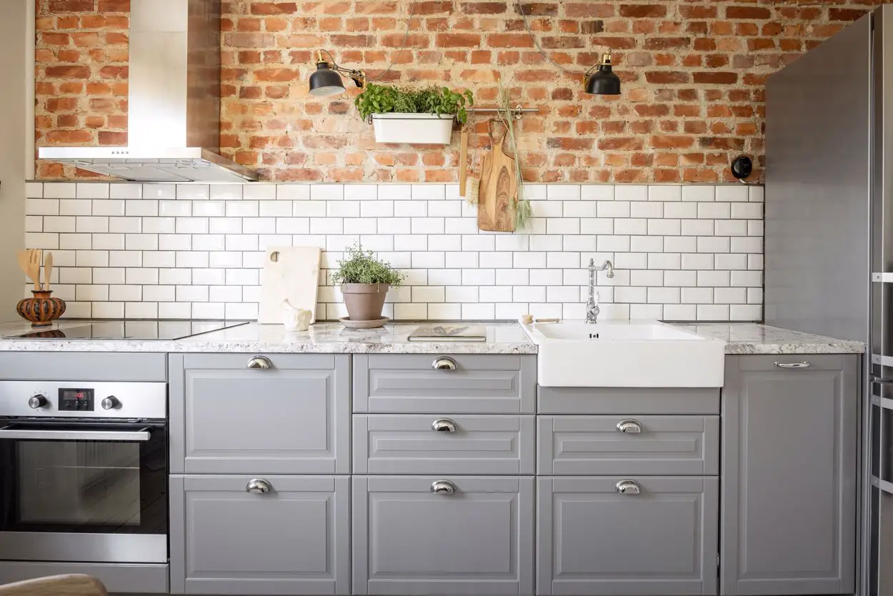 巧妙的屋顶窗 | 瑞典斯德哥尔摩公寓的独特设计-16