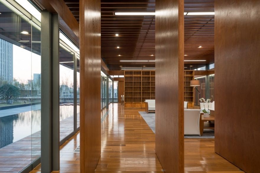 上海屋上三间会务空间·致正建筑的轻钢架构绿意空间-27