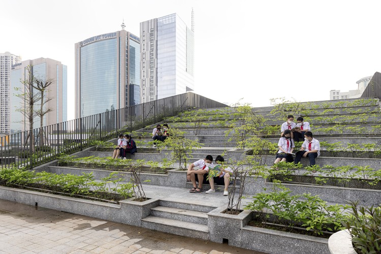 Trường THCS Trần Duy Hưng（陈维兴初中）设计丨越南河内-7