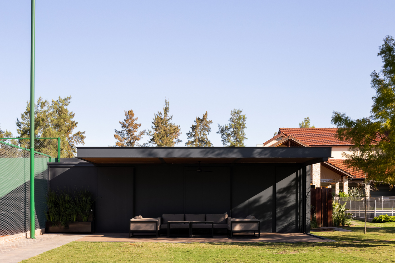 阿根廷 Rosario 多功能仓库丨Mariel Suárez-33