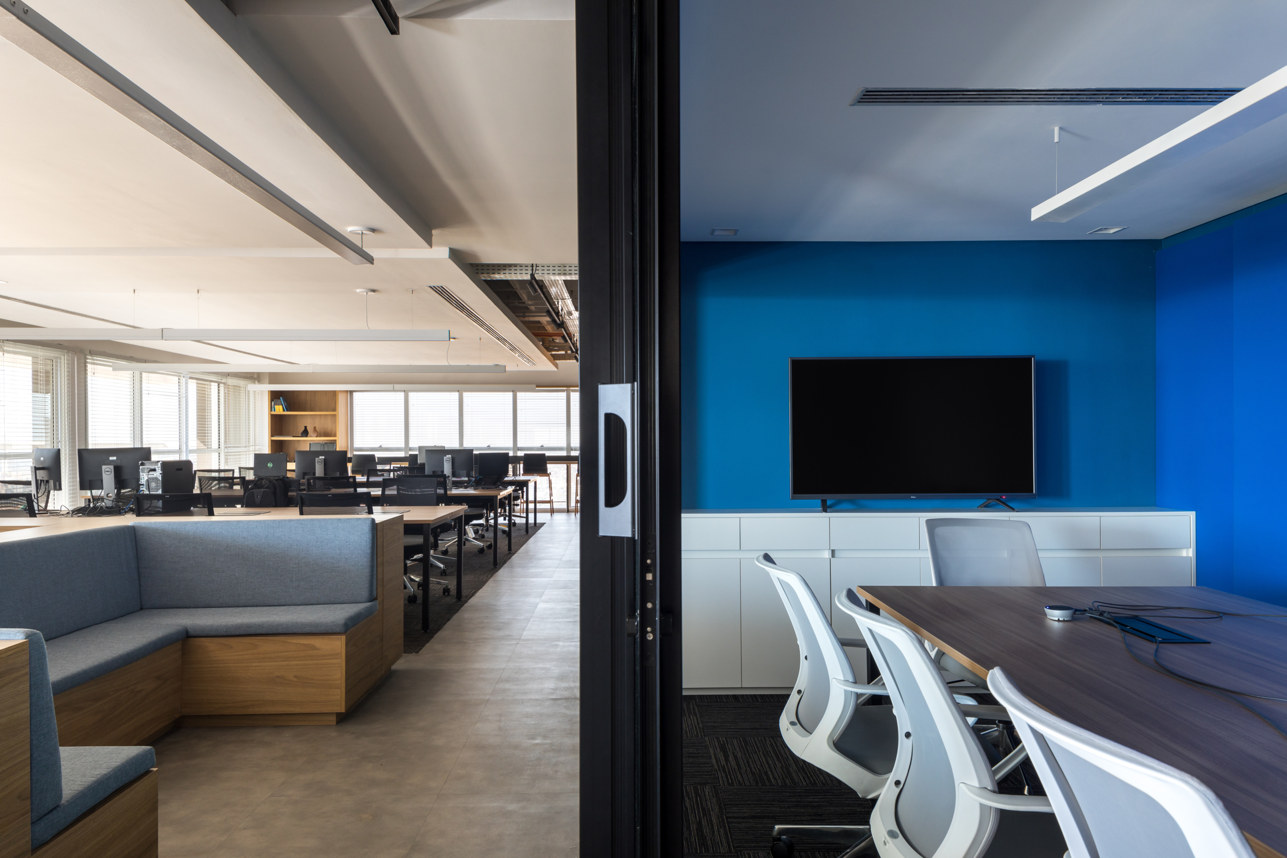 A Look Inside Senai’s New Londrina Office - Officelovin'-10