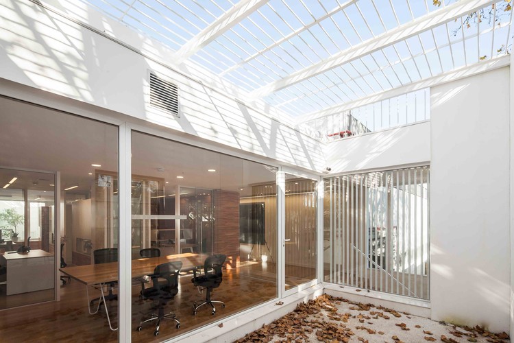 乌拉圭仓库改造办公室-2