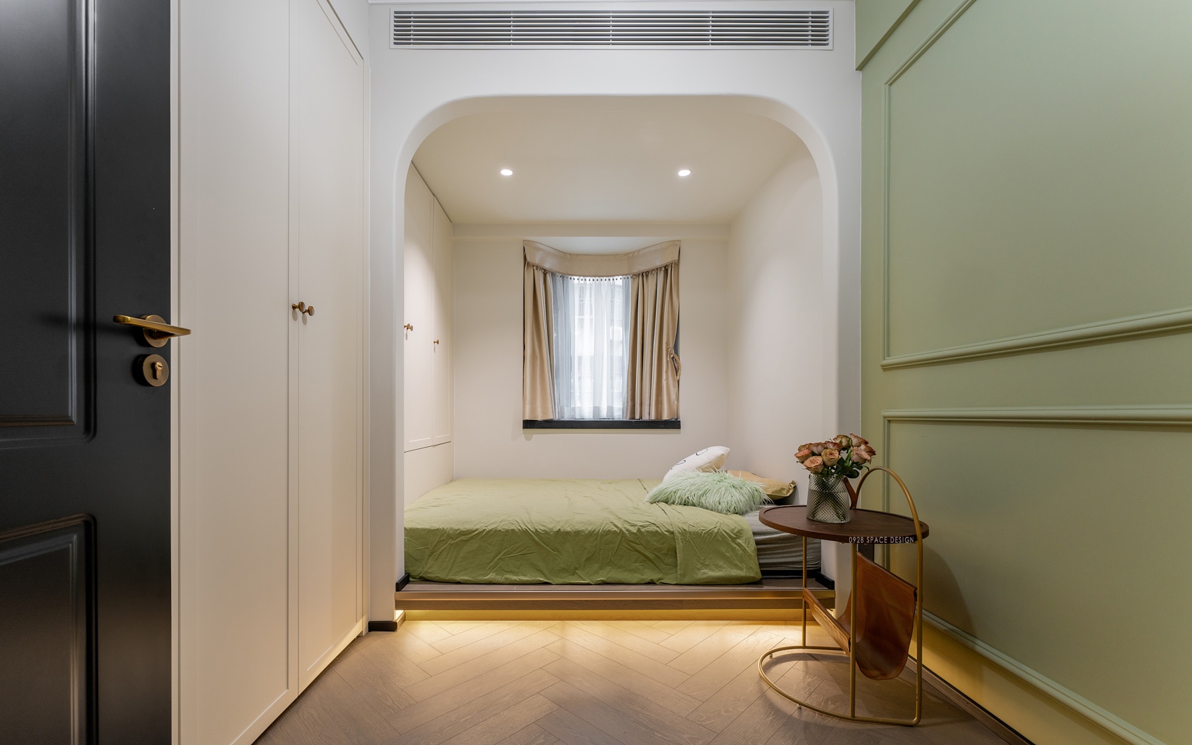 《弥·秘》老钢窗拱形门小复古住宅设计-54