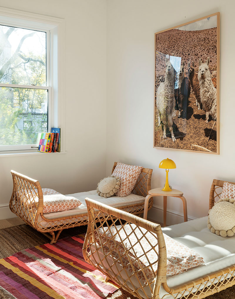 布碌仑镇屋的雪白室内设计-19