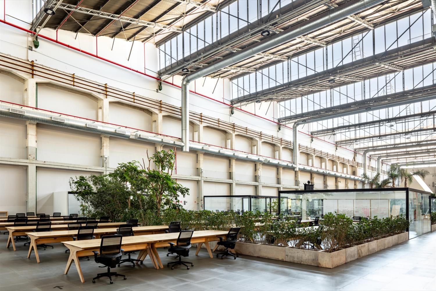 巴西 State Coworking · 灵活办公空间的设计典范-3