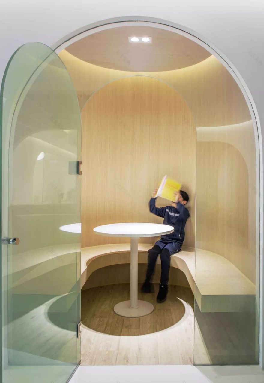 悦读趣教育体验中心 | 激发孩子学习兴趣的现代教学空间-184