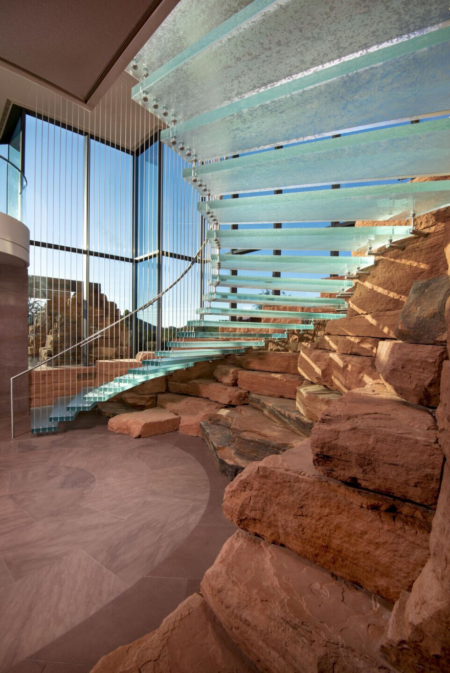 美国亚利桑那州塞多纳“月亮门”别墅,自然与现代的完美融合-18