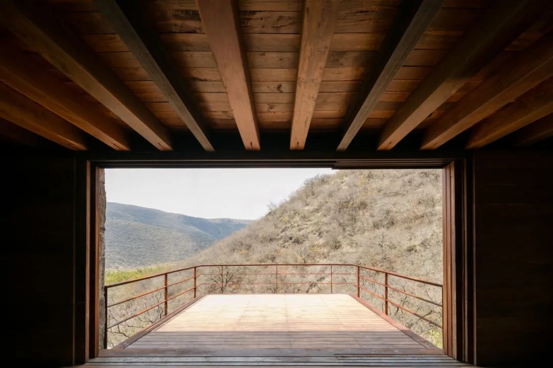 山间度假民宿 | 钢构++ 砖混结构，与自然共生-33