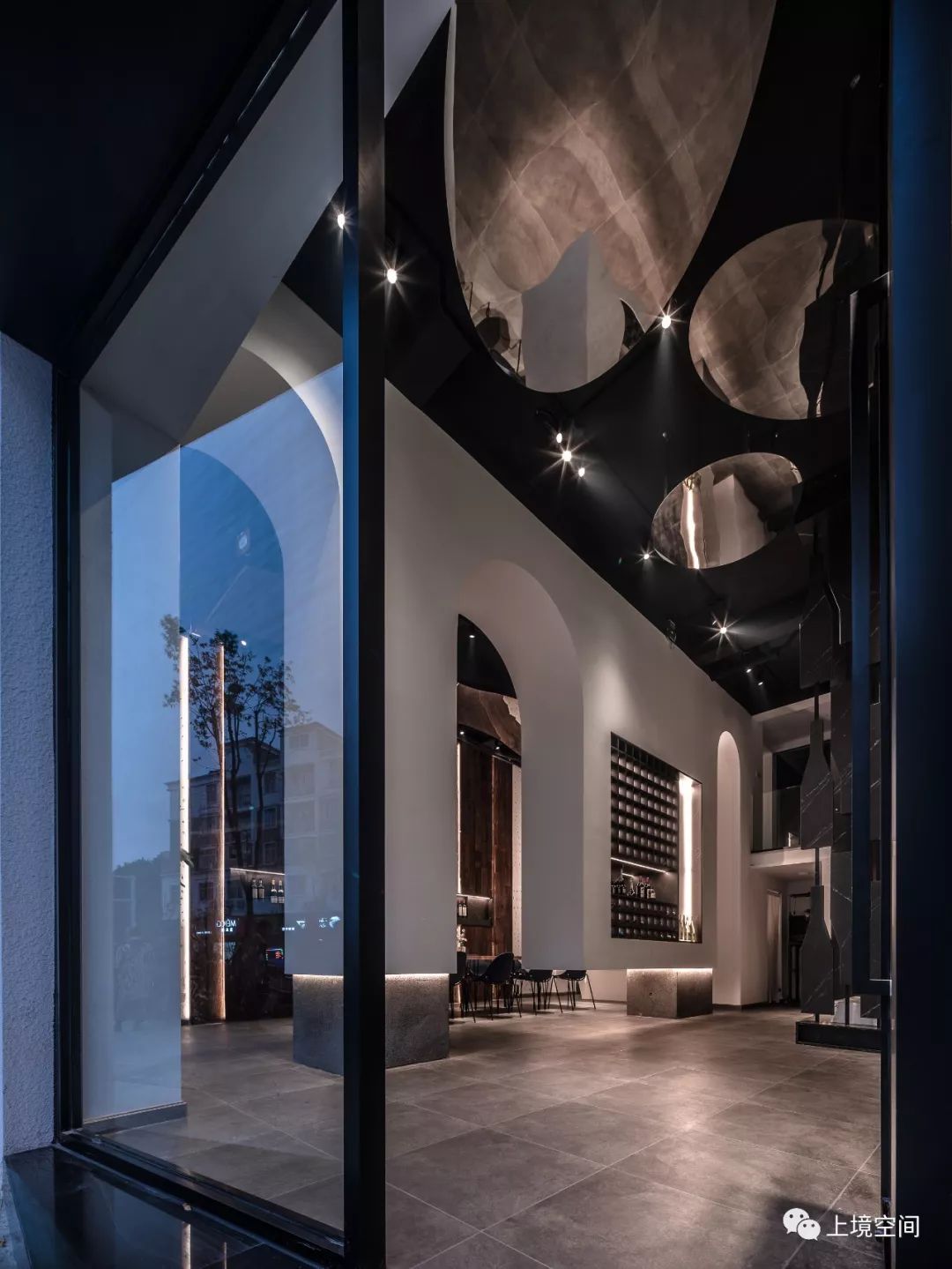 《问酿》——温润粗犷的酒庄设计，感受岁月与红酒的交融-10