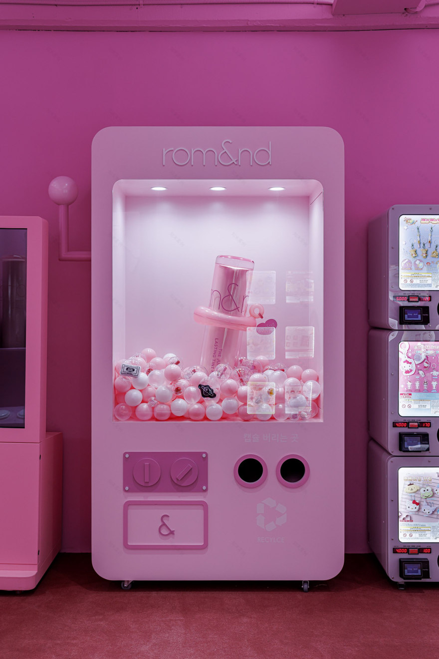 Rom&nd Flagship Store, Pink Office in Seongsu-26