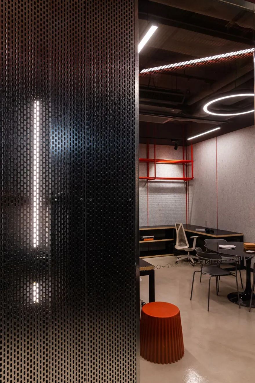 净电影丨中国香港丨Beauty Bloody Bonza-18