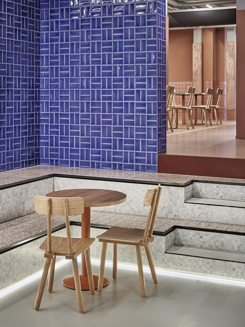 Foodhallen美食广场海牙店,荷兰 / Studio Modijefsky-23