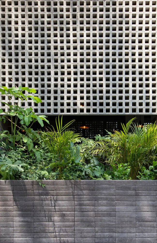 餐饮空间再利用 | 旧仓库变身高颜值餐厅-37