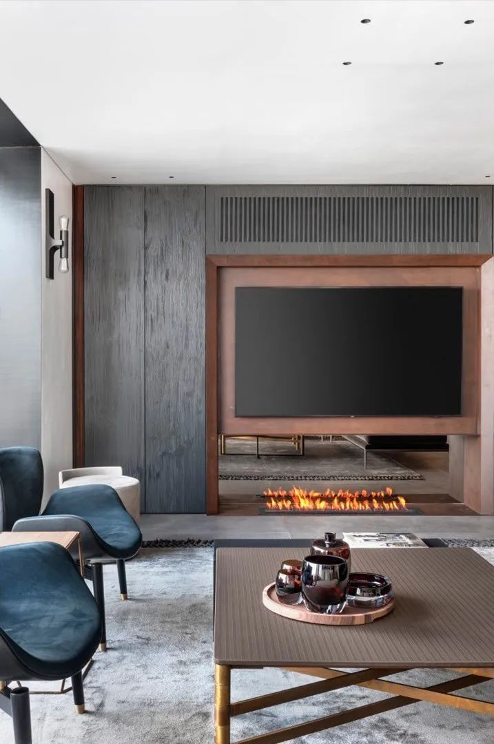 特拉维夫顶层住宅,黑白色调的时尚空间-15