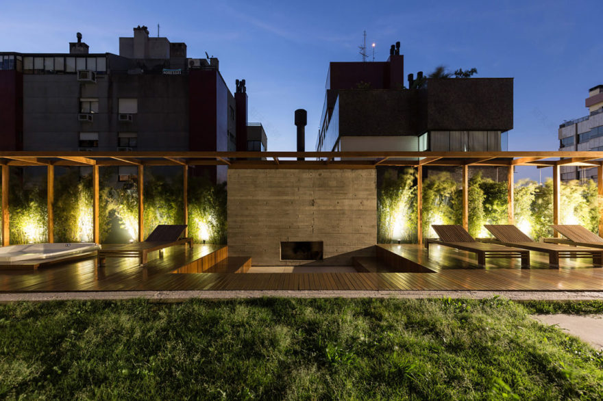 巴西博萨俱乐部现代住宅 | 混凝土与玻璃的精致融合-34