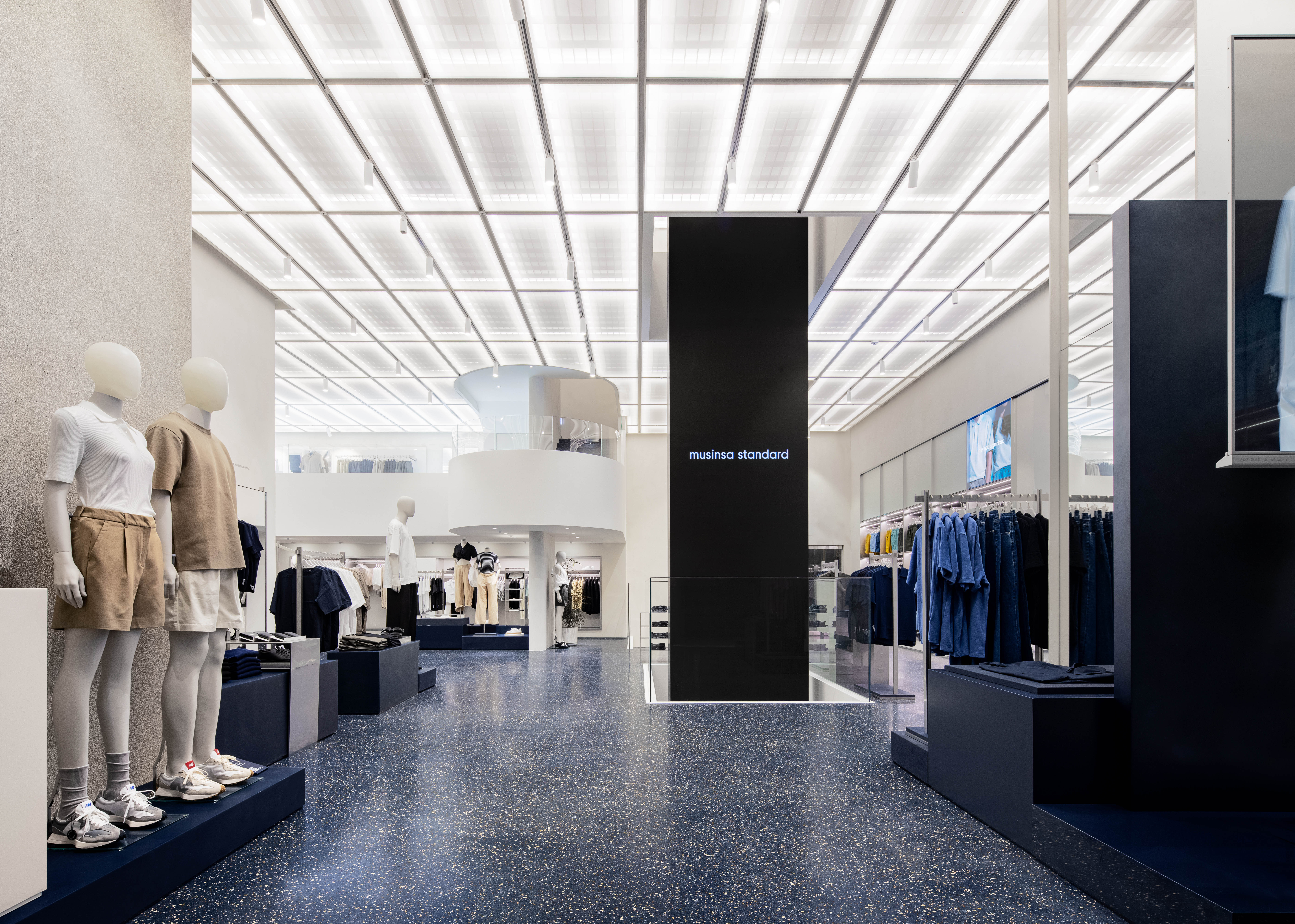 Musinsa Standard 服装店丨韩国首尔丨LABOTORY-5