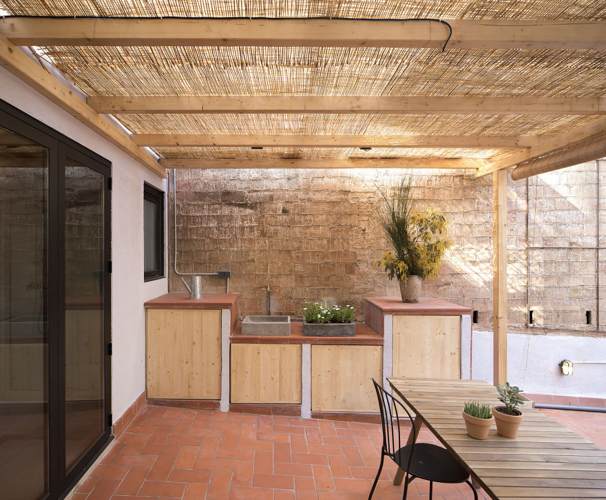 Small Attic in Gràcia / NORA studio-15