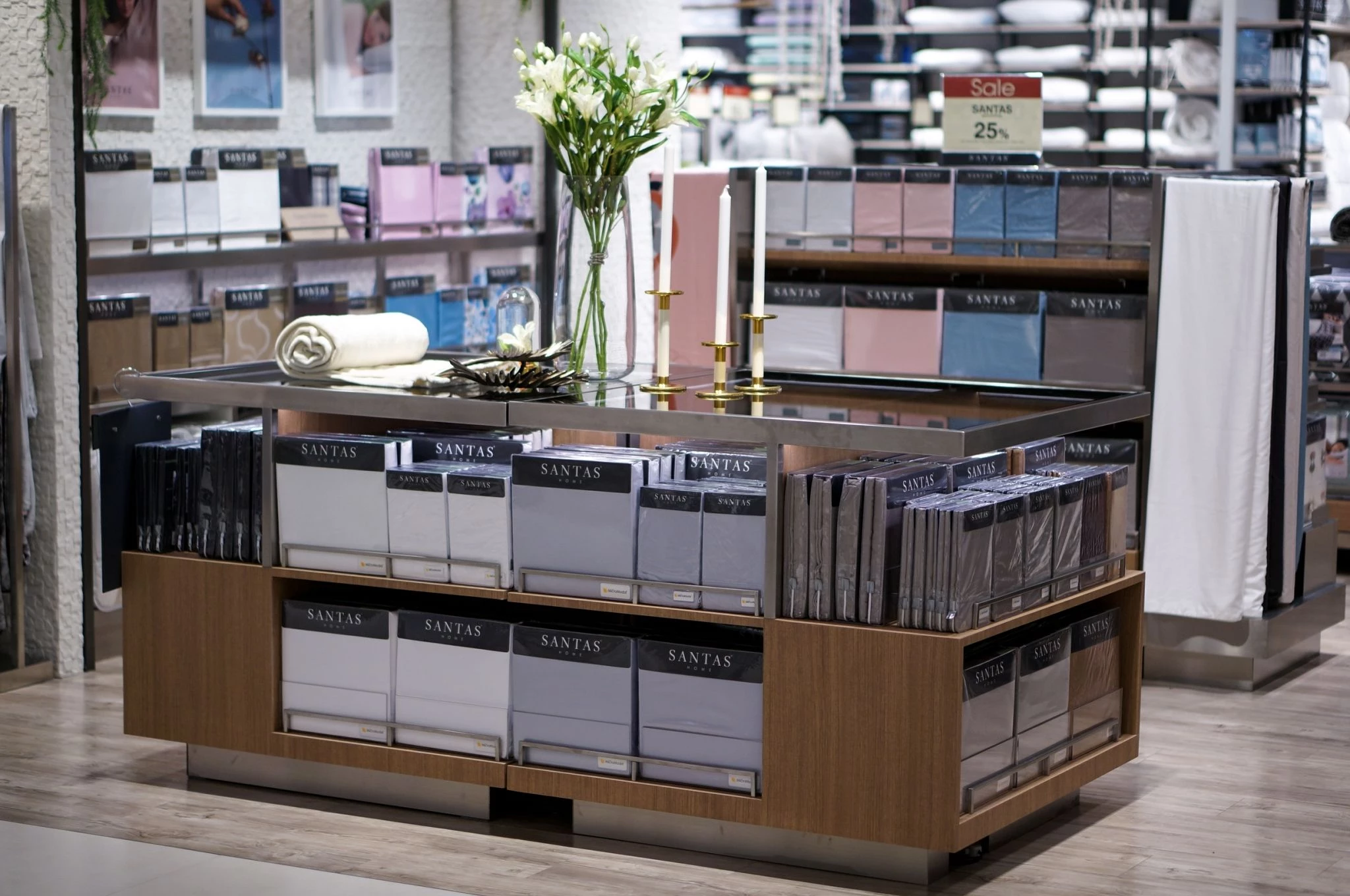 温馨时尚的床品店设计-14