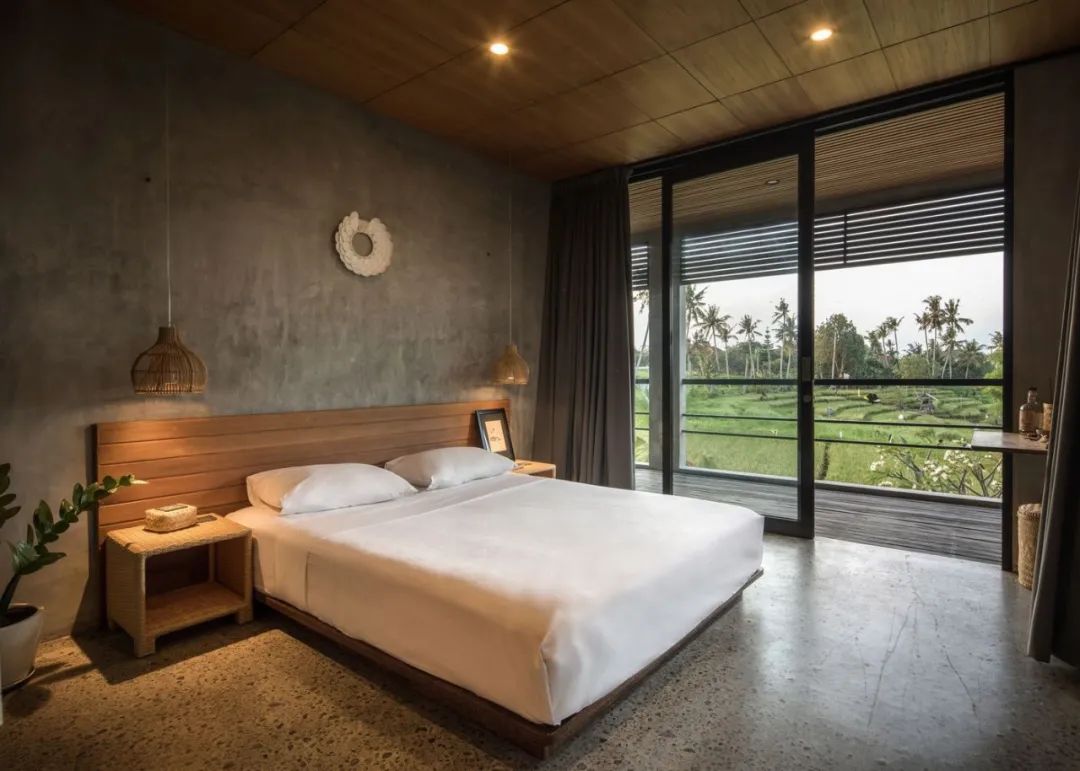 乡村自建宾馆 Uma buluh | 自然采光、通风与热带绿意完美融合-23