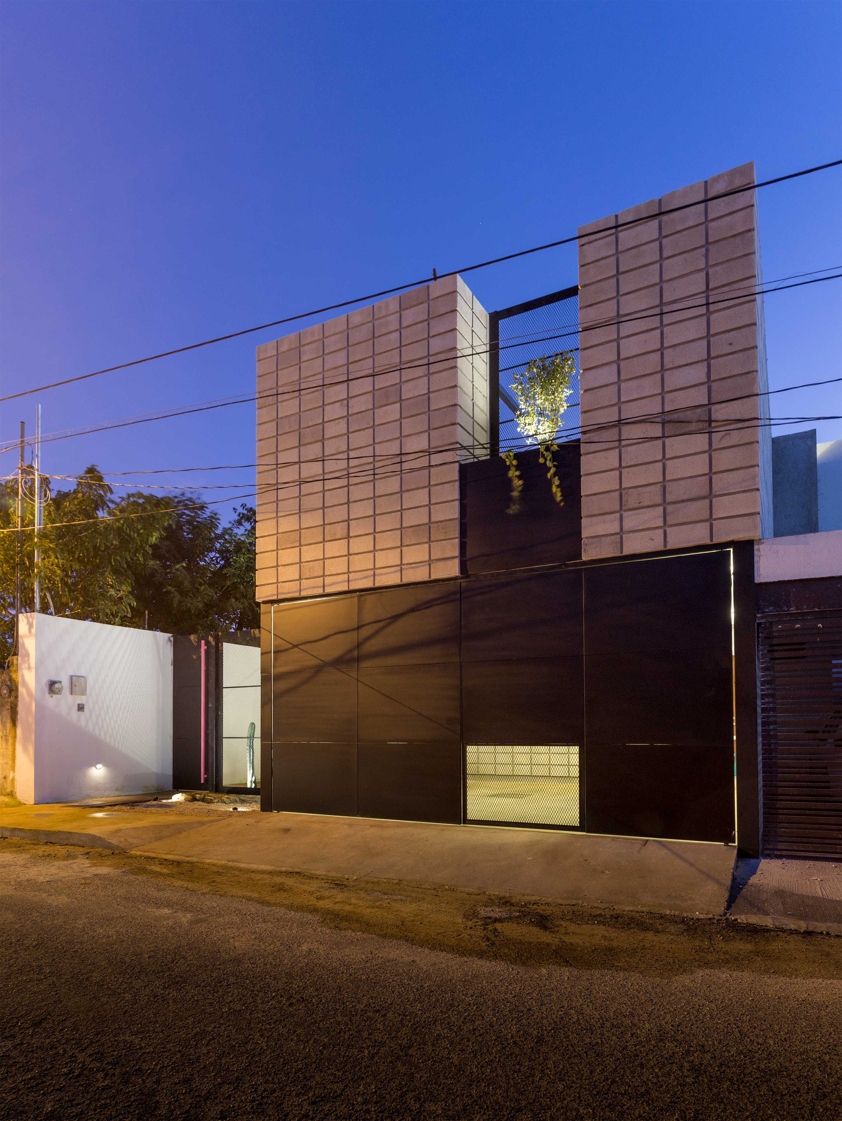 拉查亚 · 手工艺科技之美的现代住宅-36