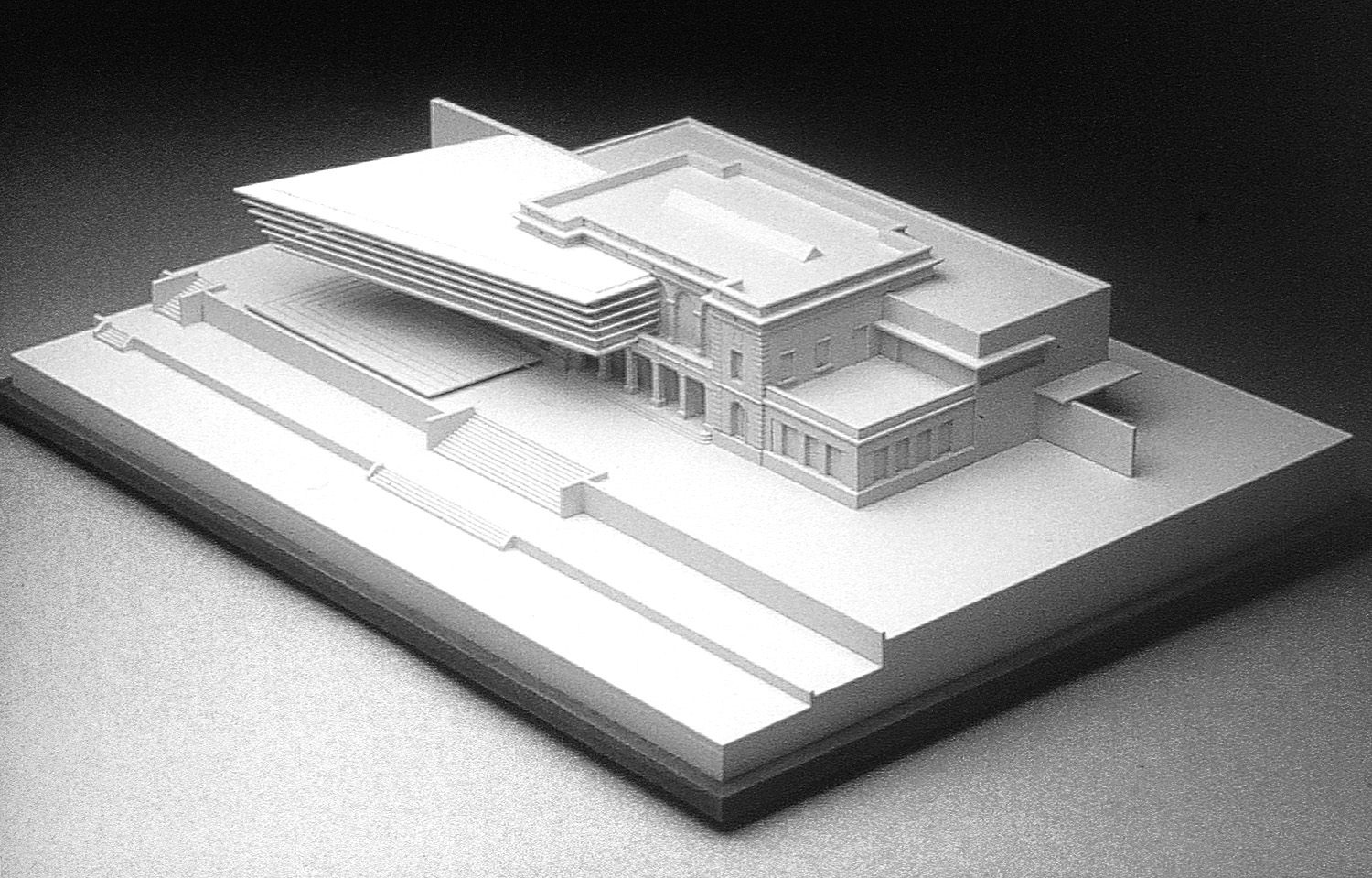 美丽华餐厅（注：MIRAMAR音译为美丽华是常见译法，当然它也有滨海美景等意思，但餐厅名字一般用音译较合适） 丨SpainBarcelona丨Jaume Bach,Gabriel Mora-1