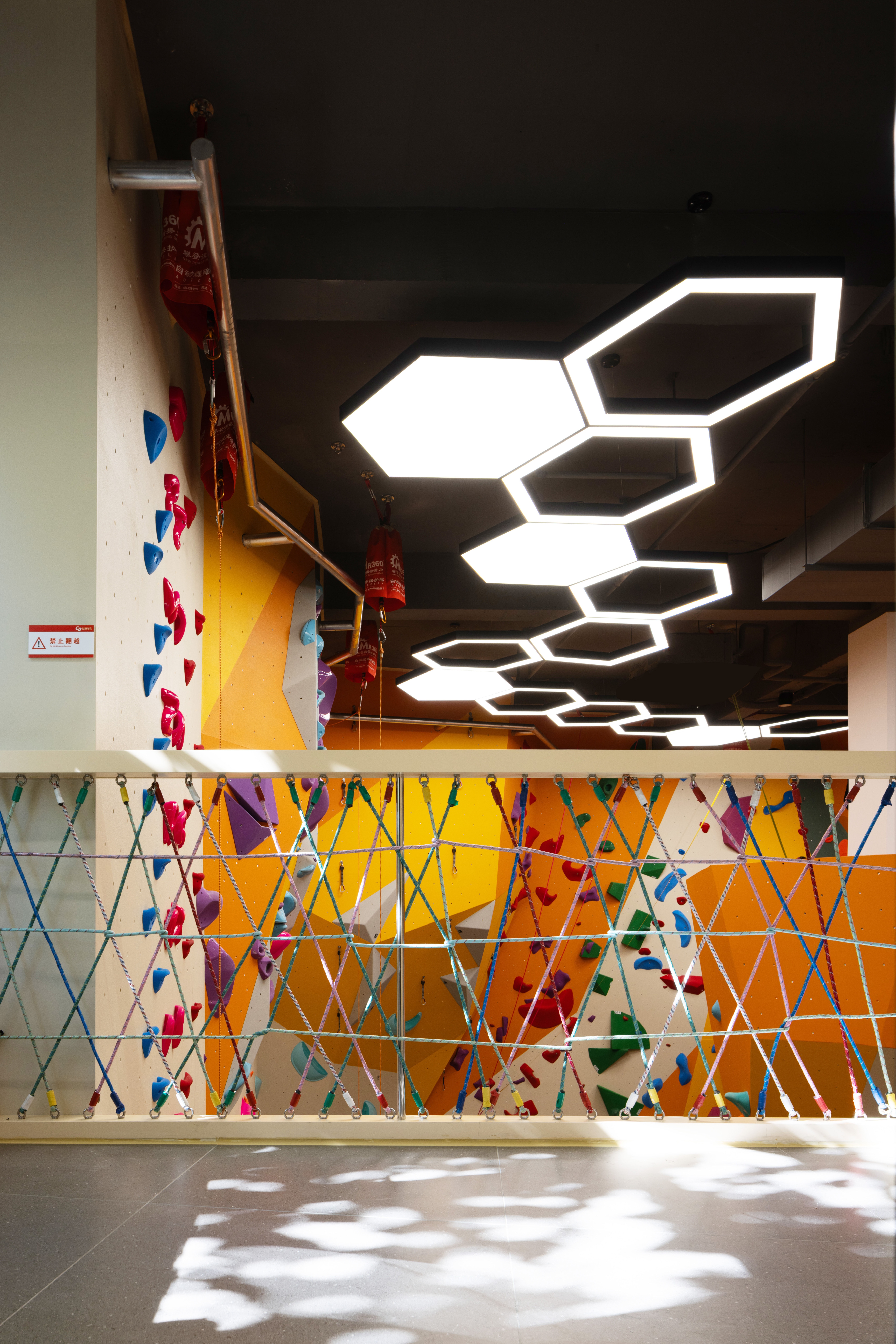 上海古北晨道攀岩馆丨中国上海丨平介设计-45