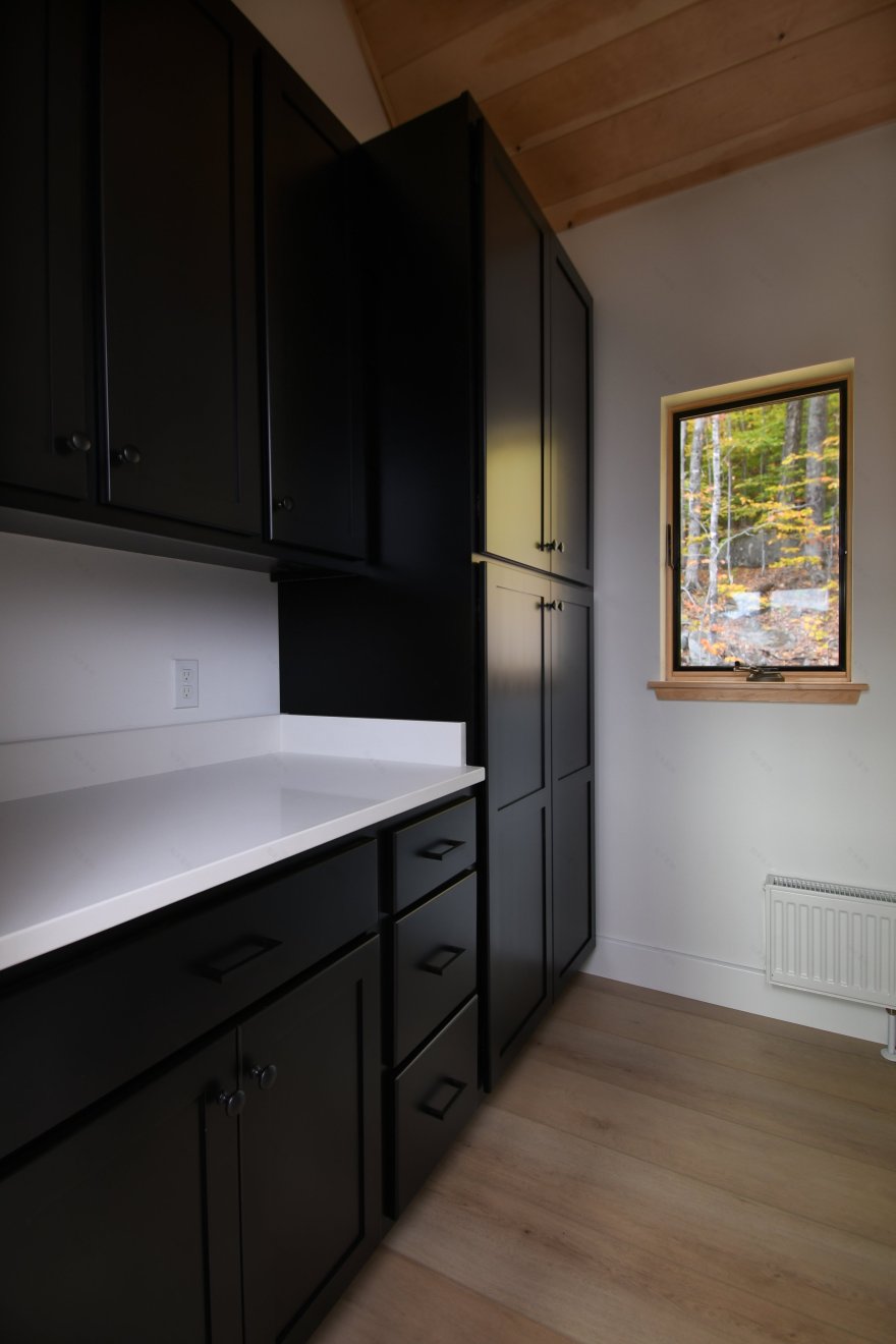 Kingfield Mountain Spec Home — Meldrum Design-25