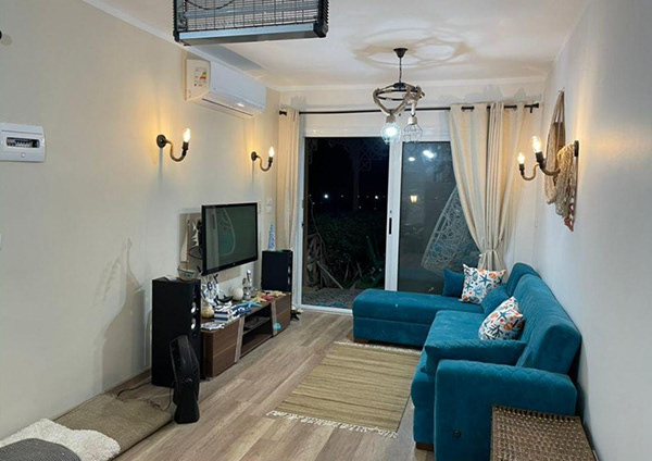 “Seaside Chalet Makeover for Ultimate Relaxation”-32