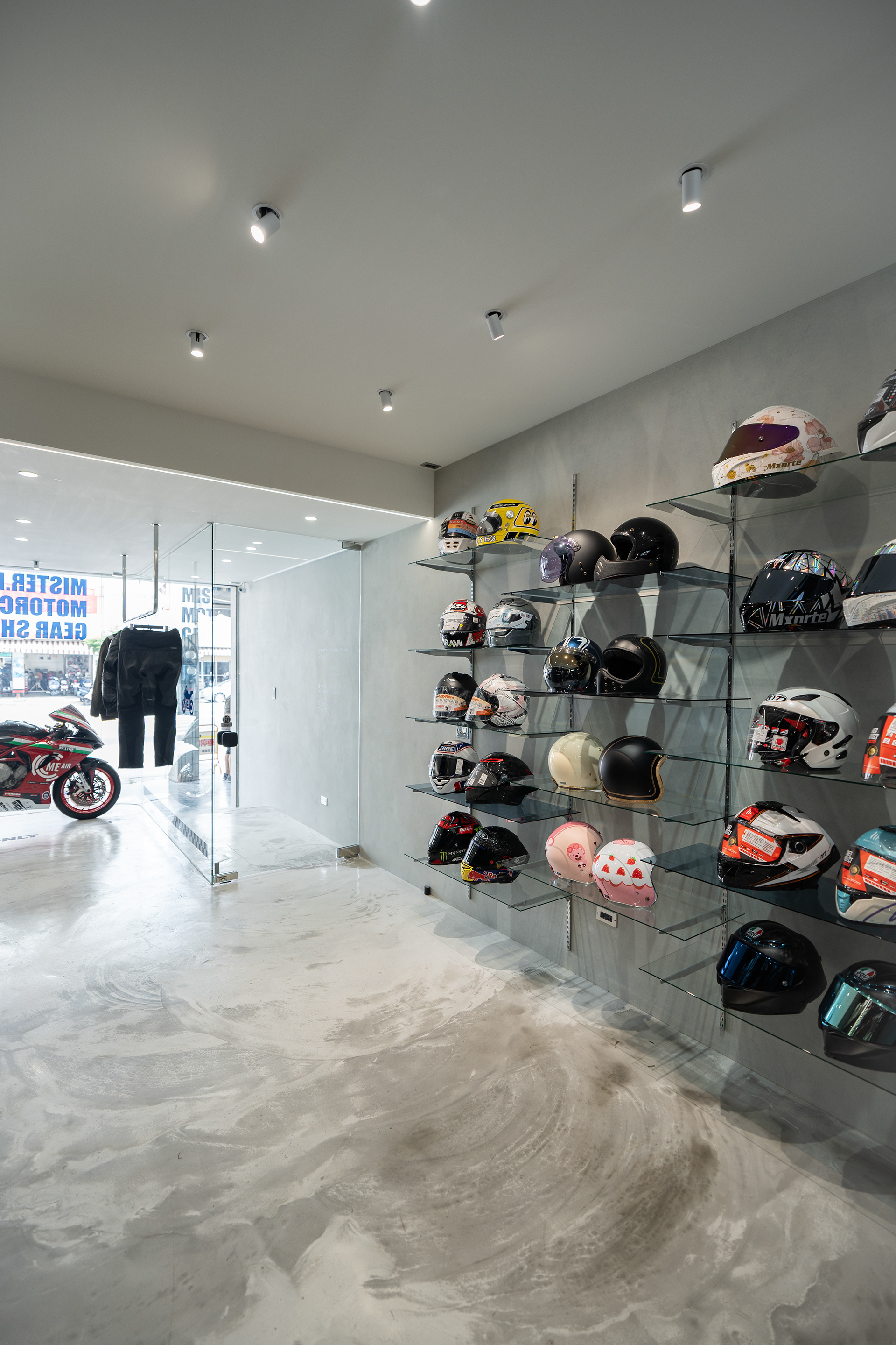 米斯特·D摩托车装备店丨中国高雄-29