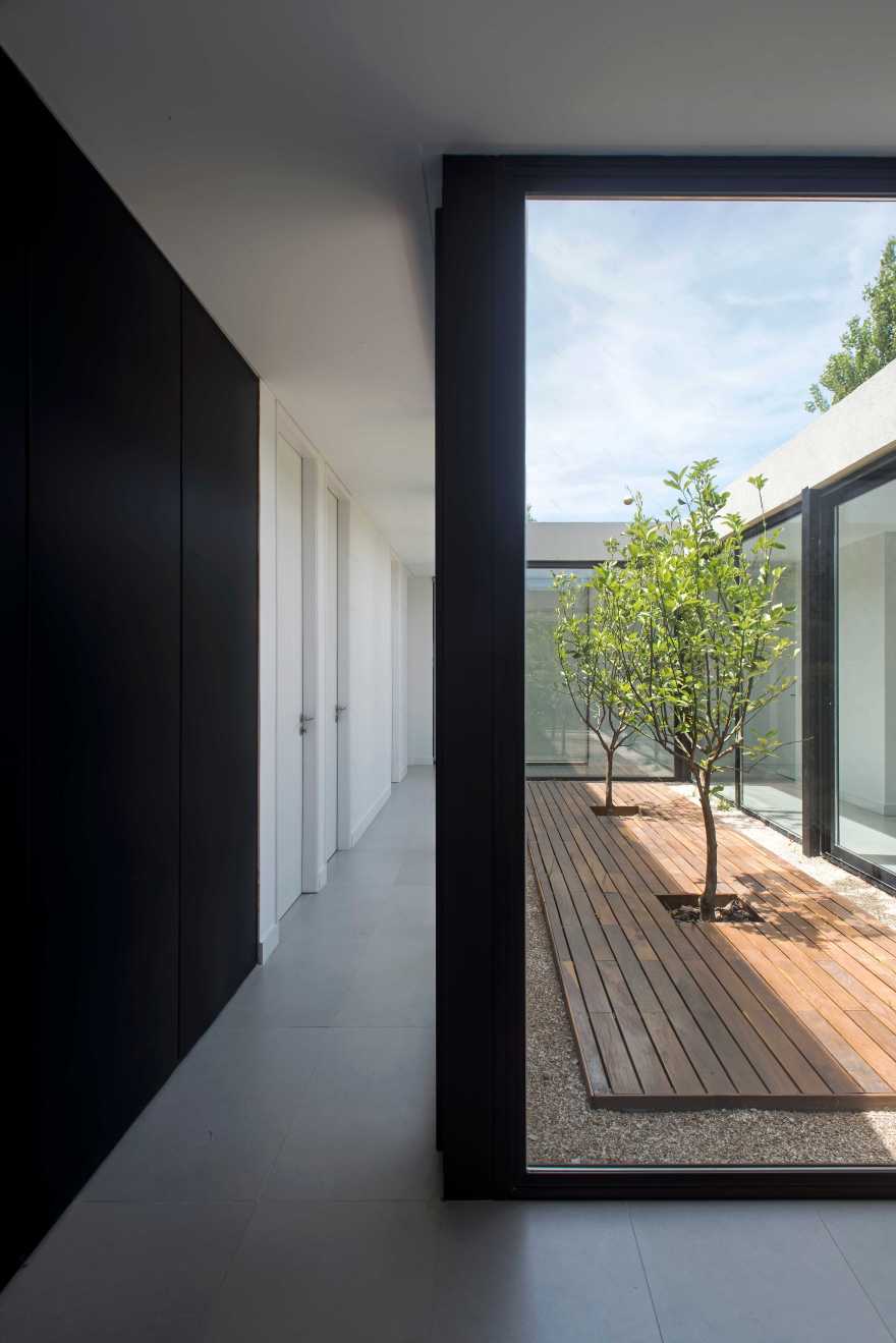 2LH 住宅 | 中型地块的创意设计-21