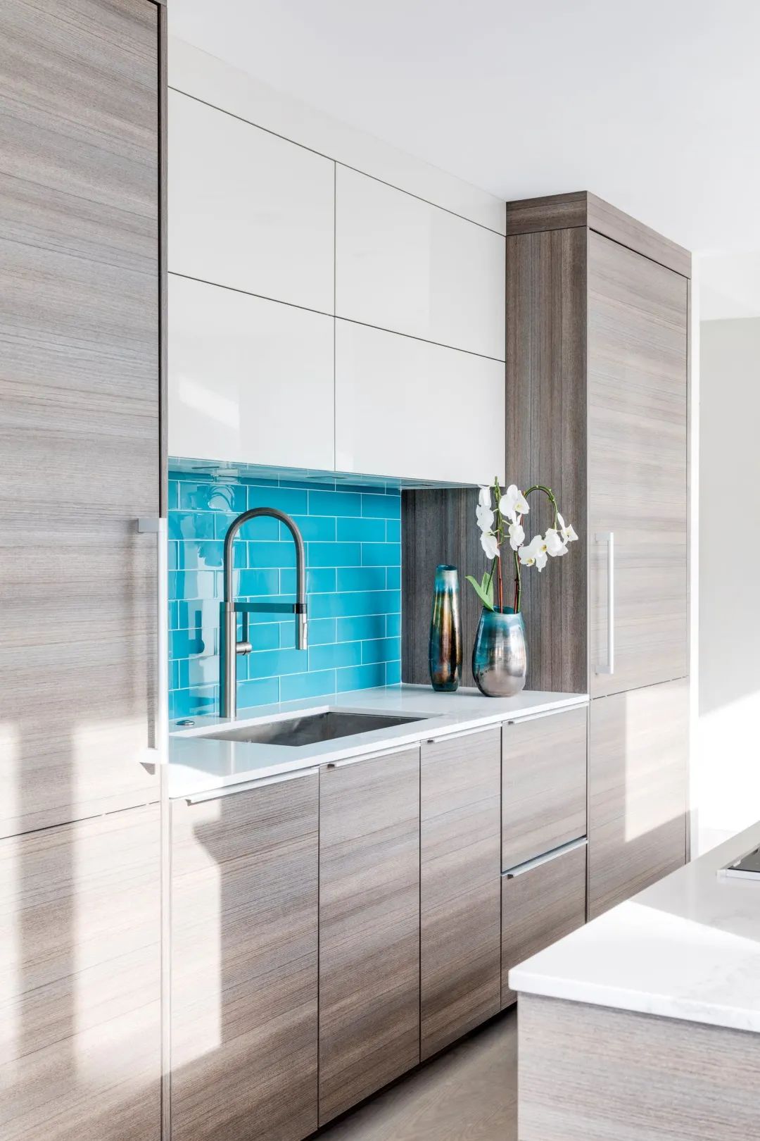 海洋风情家居设计 | 潜水蓝的时尚魅力-28