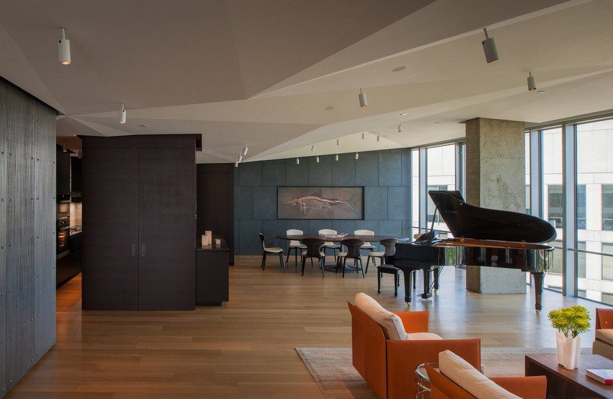 Waterview Condominium Affords Views of All the Major Washington DC Monuments-0