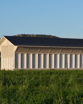 El Tranque Barn / José Ignacio Valdivieso