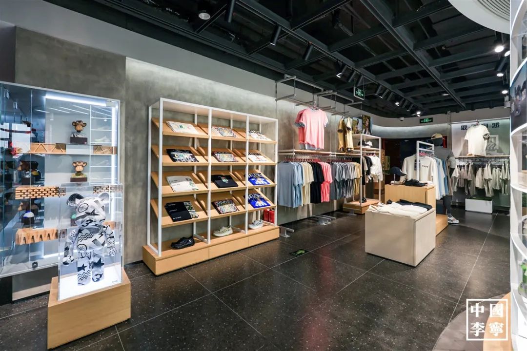 中国李宁首家城市定制店丨中国北京-1