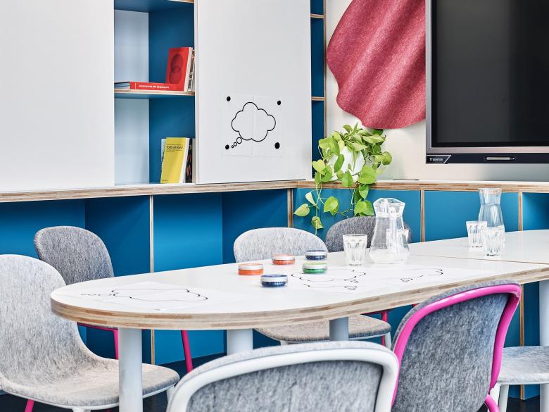 布鲁塞尔歌德学院办公室楼层丨比利时-15