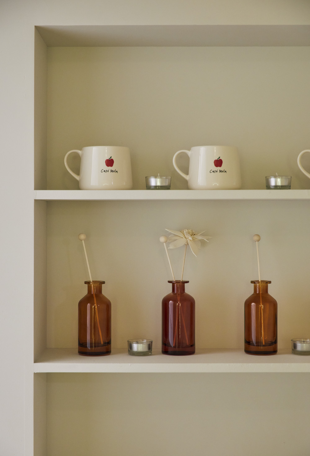 白色木质打造舒适住宅，Mela 设计师的 19 平米奇迹-15