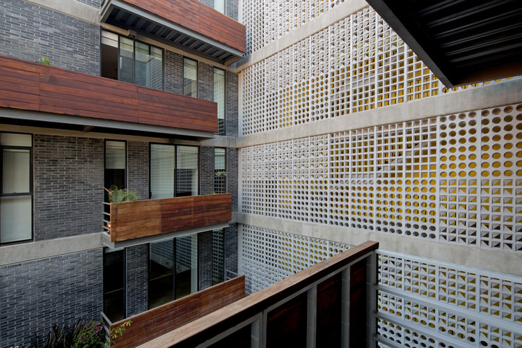 Barrank Building 墨西哥城南部公寓设计-18