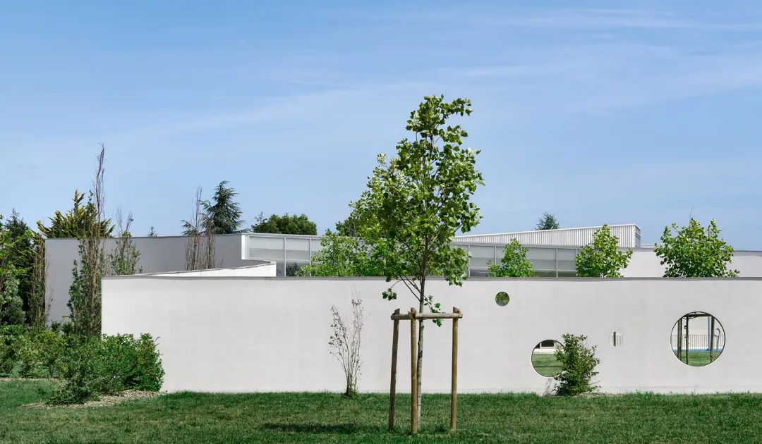 法国Fondettes游泳馆综合体-16