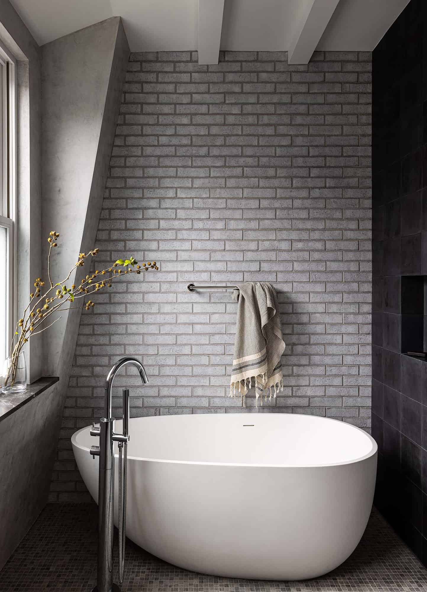 A modern renovation of a townhouse for empty nesters in Washington, DC-16