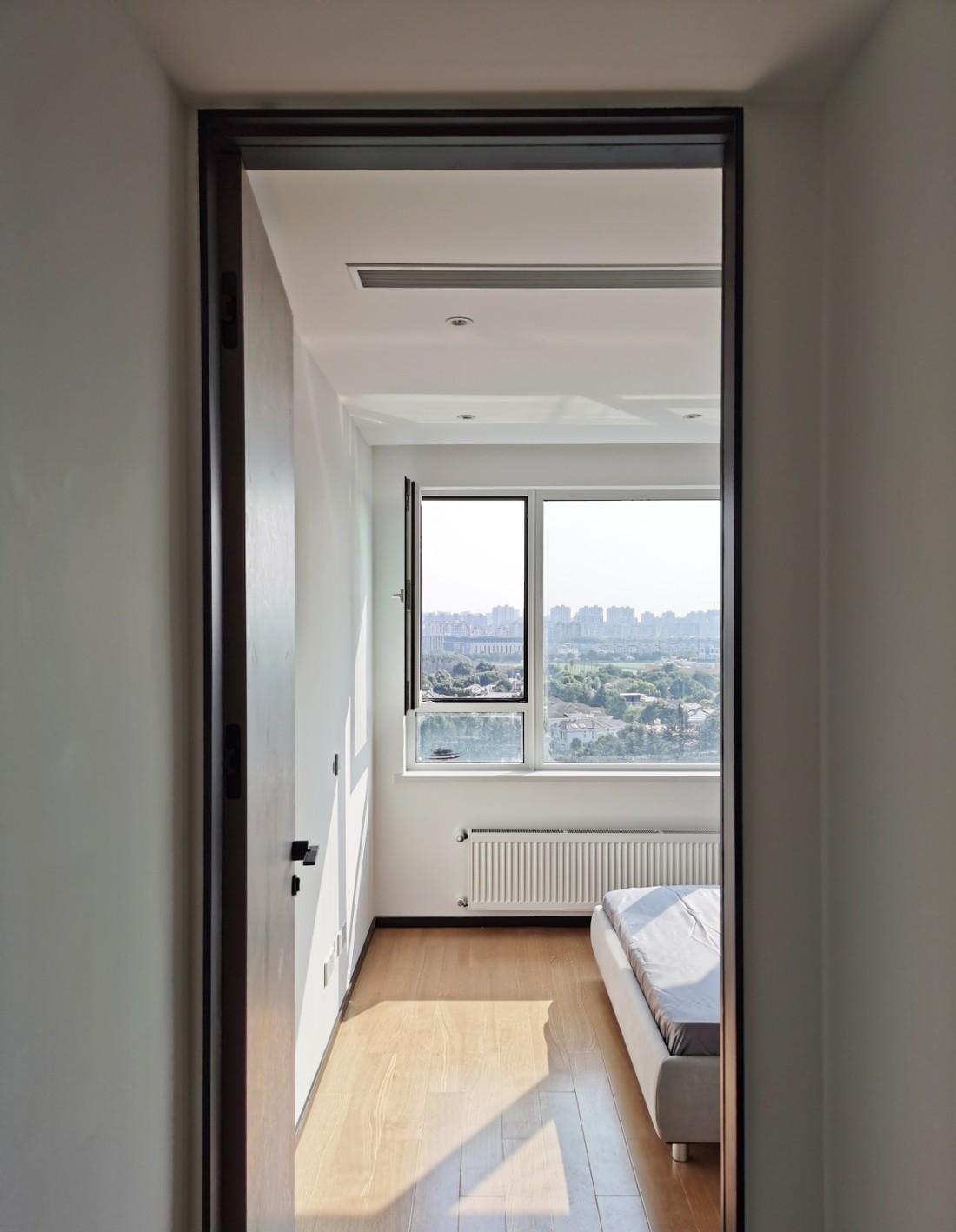 极简温暖的空中别墅设计-46