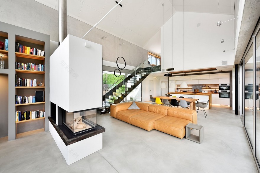 Modern Nurnberg House with Open Living Area, Fireplace and Glass Facade-5