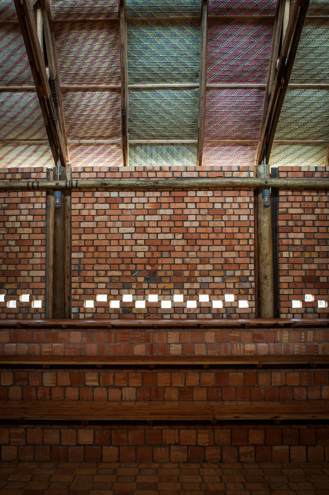 乌干达乡村社区健康教育中心-34