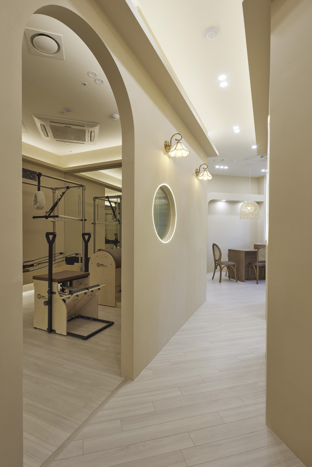 简约设计打造 20 平米高效健身中心-9