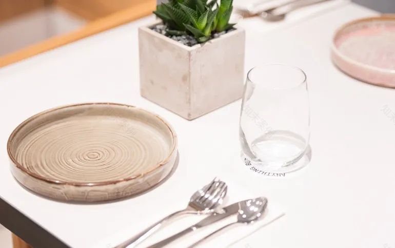 迪拜 PLAIN 极简甜点店设计丨阿联酋迪拜丨H2R Design-6