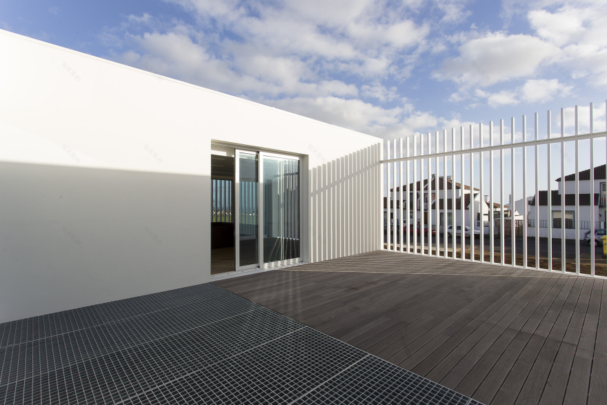 葡萄牙 Azores Islands 新住宅,无障碍设计让生活更美好-7