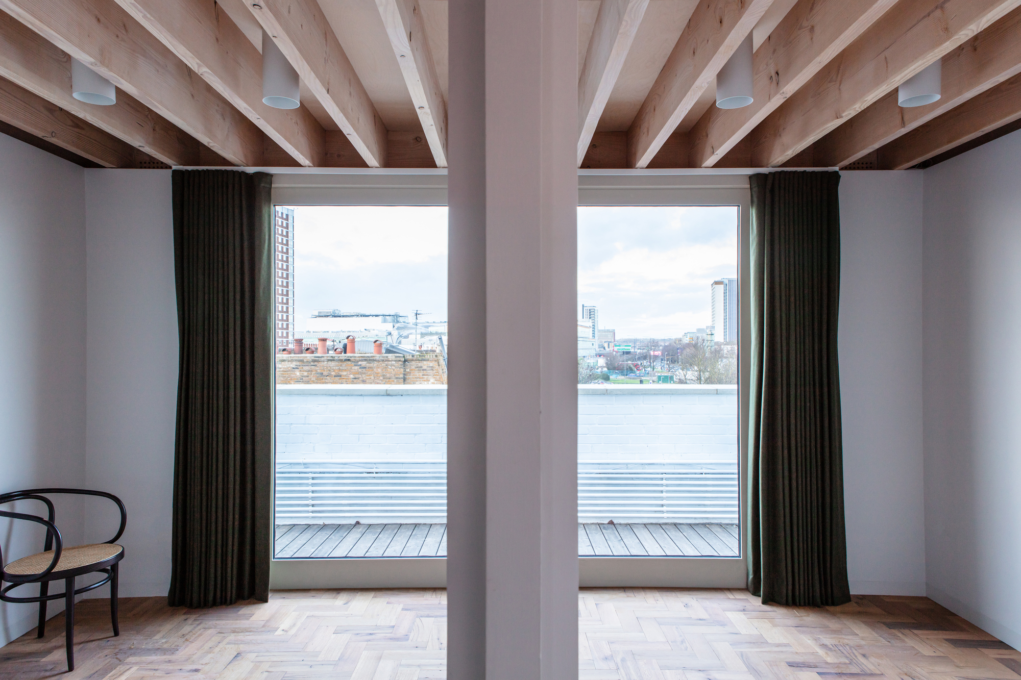 伦敦屋顶电影导演工作室丨英国伦敦丨Jonathan Tuckey Design-22