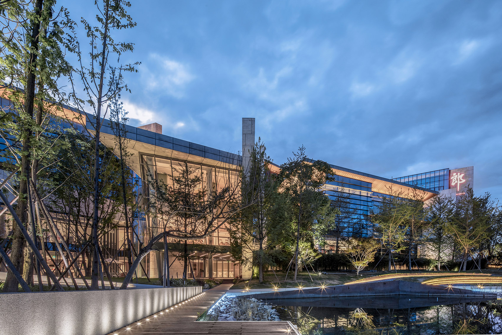 成都麓湖郎酒集团总部 / 上海骏地建筑设计事务所股份有限公司-39