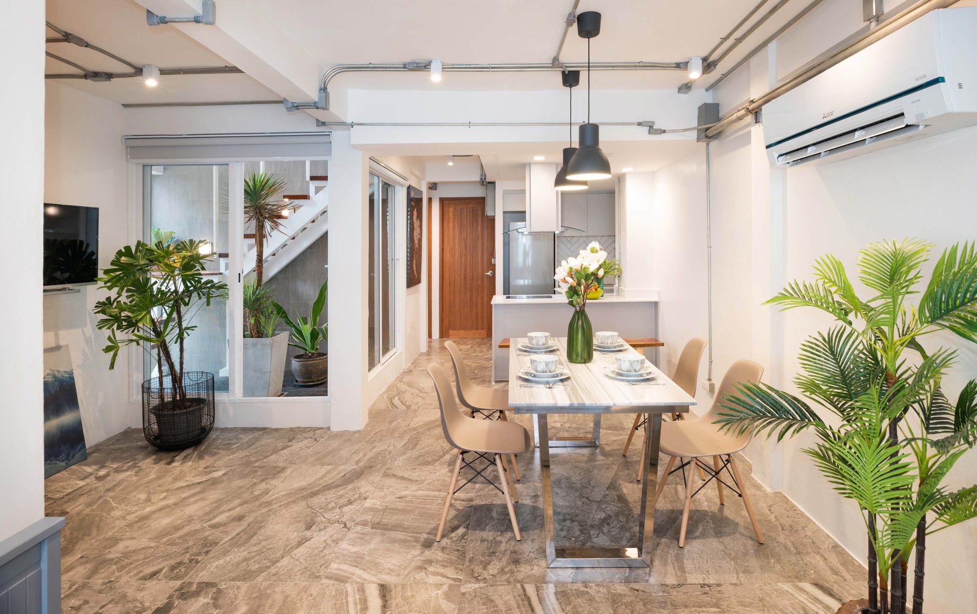 曼谷双宅别墅,灵活空间与自然融合-14